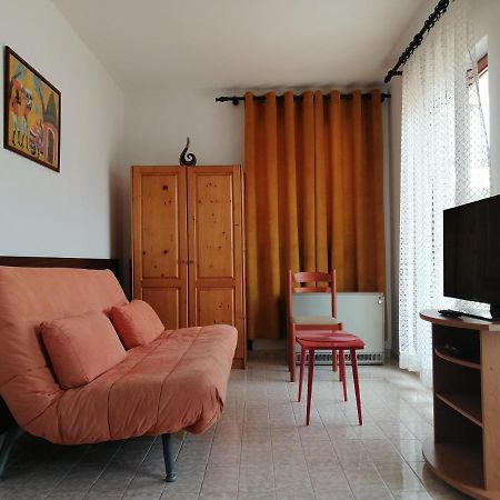 Lovely Apartment With Big Terrace In Budva Dış mekan fotoğraf
