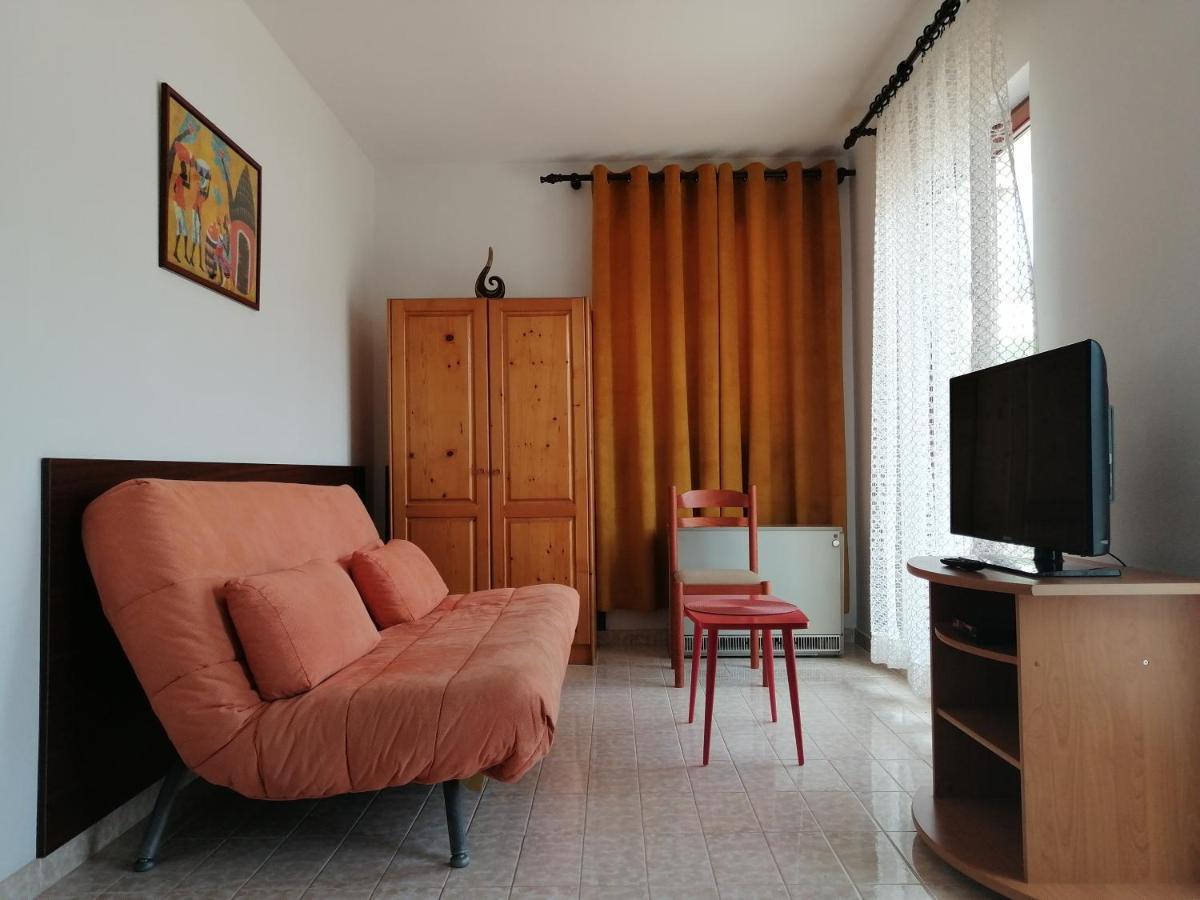 Lovely Apartment With Big Terrace In Budva Dış mekan fotoğraf
